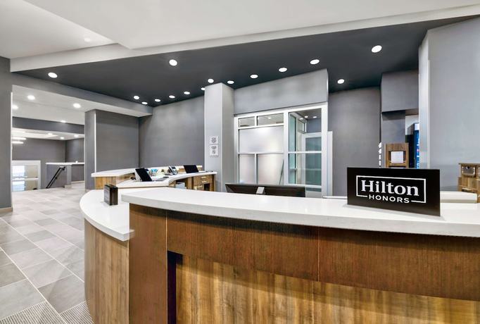 Imagen de los interiores del Hotel Tru By Hilton Minneapolis Downtown. Foto 18