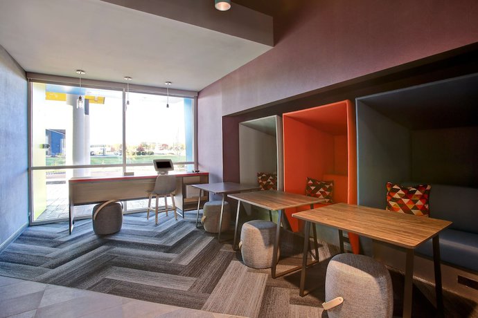 Imagen de los interiores del Hotel Tru By Hilton Monroe, Monroe. Foto 19