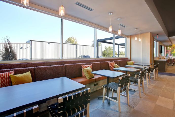 Imagen de los interiores del Hotel Tru By Hilton Monroe, Monroe. Foto 20