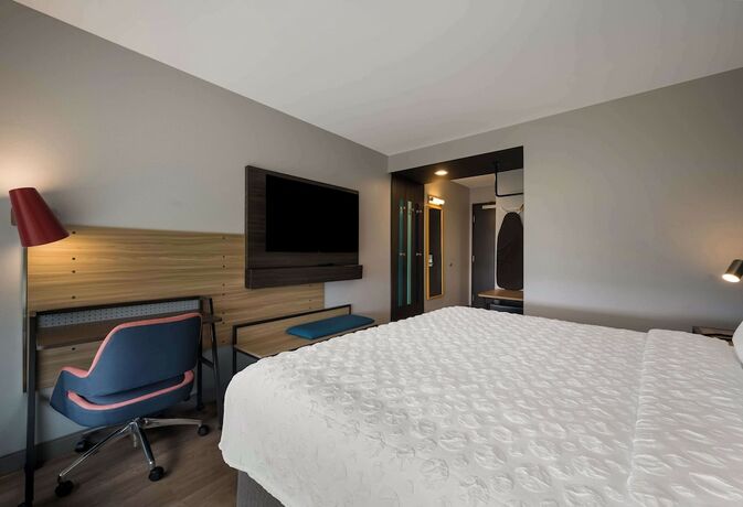 Imagen de la habitación del Hotel Tru By Hilton Novi Detroit. Foto 14