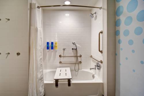 Imagen de la habitación del Hotel Tru By Hilton Raleigh Durham Airport. Foto 1