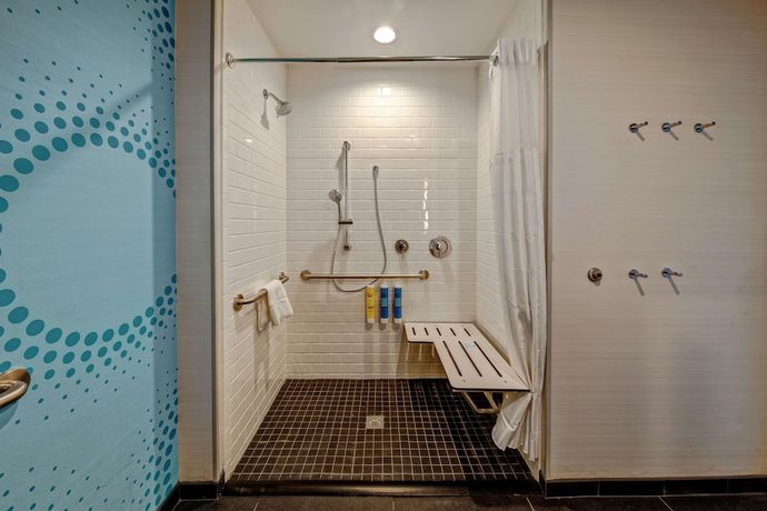Imagen de la habitación del Hotel Tru By Hilton Roanoke Hollins. Foto 5