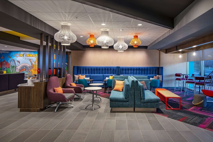 Imagen de los interiores del Hotel Tru By Hilton Sharonville. Foto 18