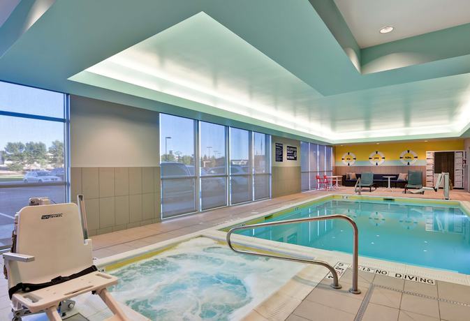 Imagen de la piscina del Hotel Tru By Hilton Spokane Valley, WA. Foto 19
