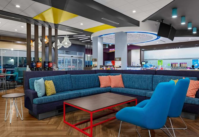 Imagen de los interiores del Hotel Tru By Hilton Spokane Valley, WA. Foto 18