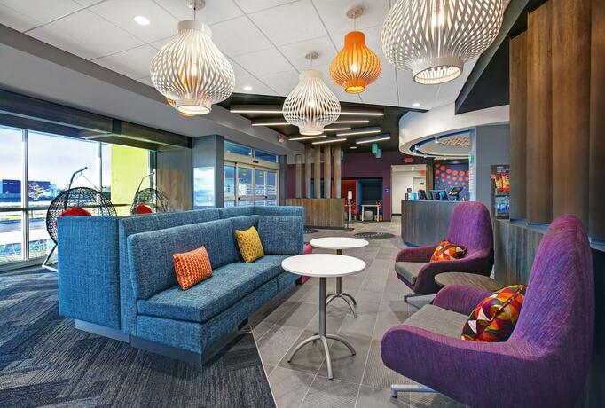 Imagen general del Hotel Tru By Hilton Stoughton. Foto 22