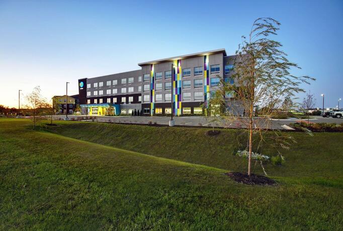 Imagen general del Hotel Tru By Hilton Stoughton. Foto 24