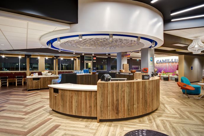 Imagen de los interiores del Hotel Tru By Hilton Syracuse-Camillus. Foto 16