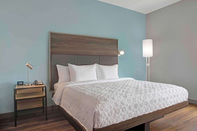 Imagen de la habitación del Hotel Tru By Hilton Toronto Airport West. Foto 2