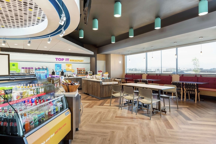 Imagen de los interiores del Hotel Tru By Hilton Wichita Northeast. Foto 18