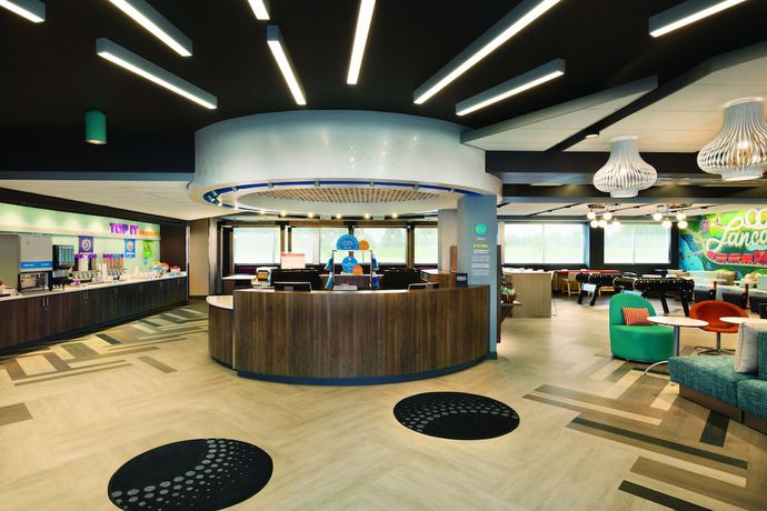 Imagen de los interiores del Hotel Tru by Hilton Audubon Valley Forge. Foto 18