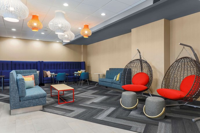 Imagen de los interiores del Hotel Tru by Hilton Dallas Downtown Market Center. Foto 12
