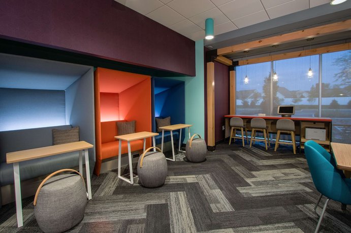 Imagen de los interiores del Hotel Tru by Hilton Grove City Columbus. Foto 18