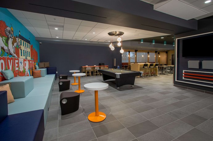 Imagen de los interiores del Hotel Tru by Hilton Grove City Columbus. Foto 19