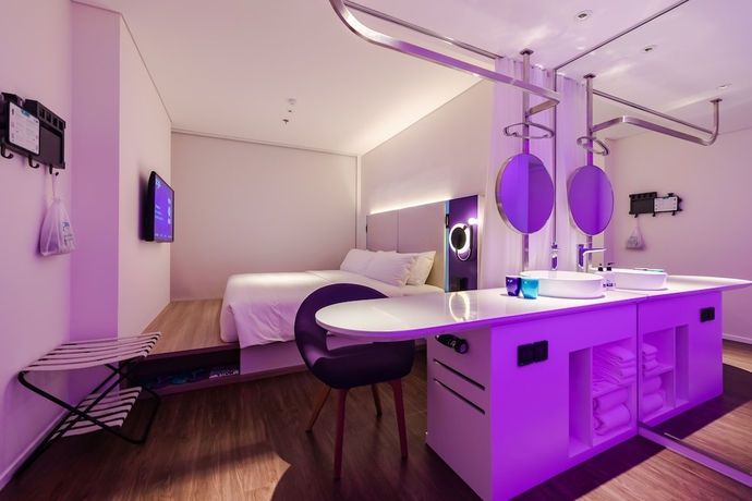 Imagen de la habitación del Hotel Tru by Hilton Hanoi Station. Foto 6