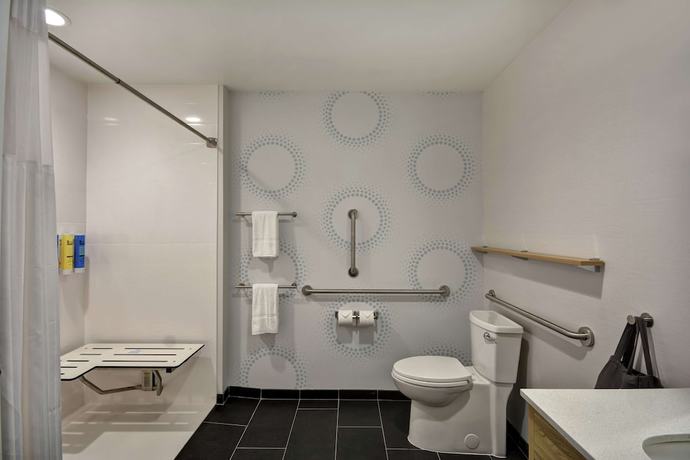 Imagen de la habitación del Hotel Tru by Hilton Huber Heights. Foto 2