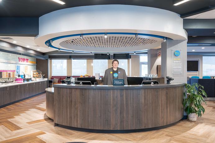 Imagen de los interiores del Hotel Tru by Hilton Knoxville North I75. Foto 19