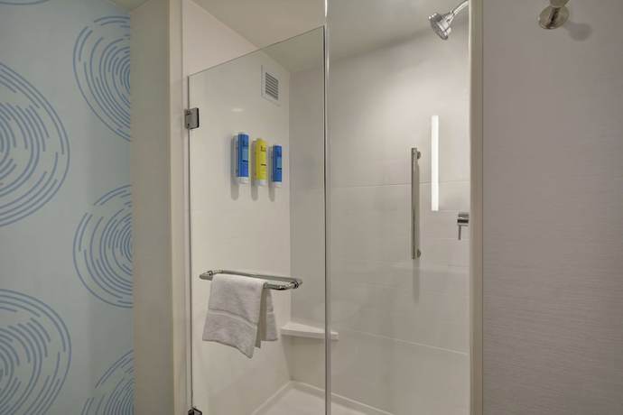 Imagen de la habitación del Hotel Tru by Hilton Mason Kings Island. Foto 11