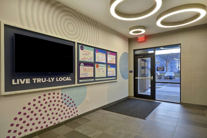 Imagen de los interiores del Hotel Tru by Hilton Mason Kings Island. Foto 17