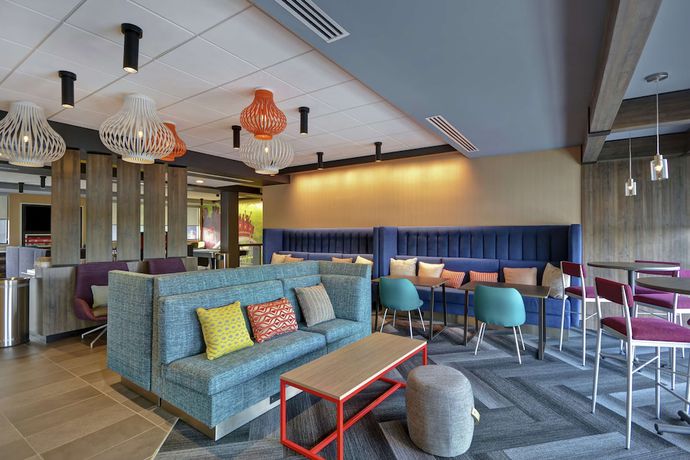 Imagen de los interiores del Hotel Tru by Hilton Mason Kings Island. Foto 18