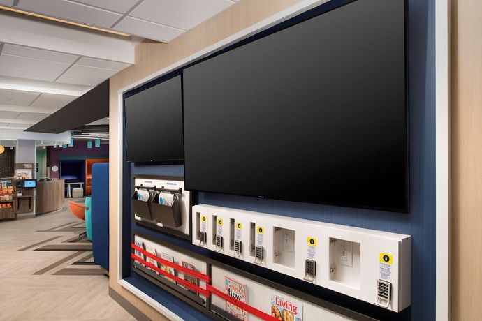 Imagen de los interiores del Hotel Tru by Hilton McDonough. Foto 18