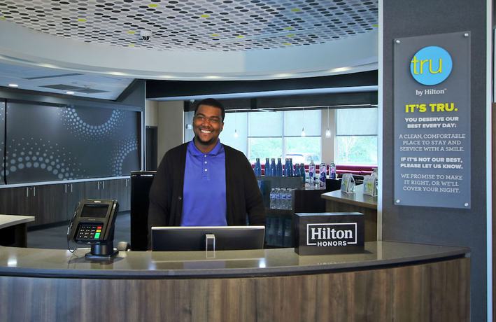 Imagen de los interiores del Hotel Tru by Hilton Mobile. Foto 16