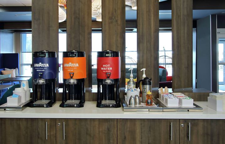 Imagen de los interiores del Hotel Tru by Hilton Mobile. Foto 18