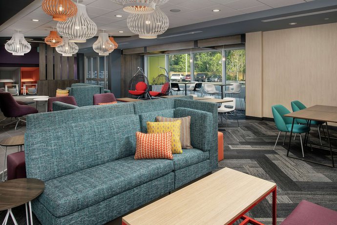 Imagen de los interiores del Hotel Tru by Hilton Mt Pleasant Charleston. Foto 20