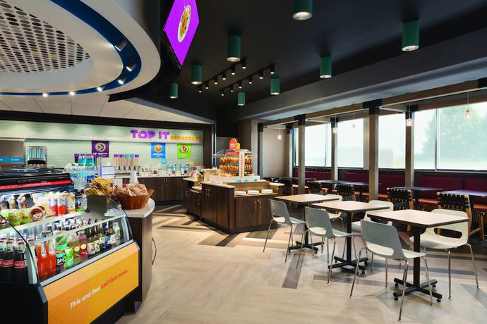 Imagen de los interiores del Hotel Tru by Hilton Orangeburg. Foto 14