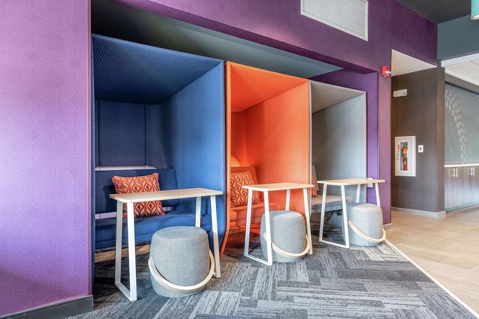Imagen de los interiores del Hotel Tru by Hilton Orangeburg. Foto 20