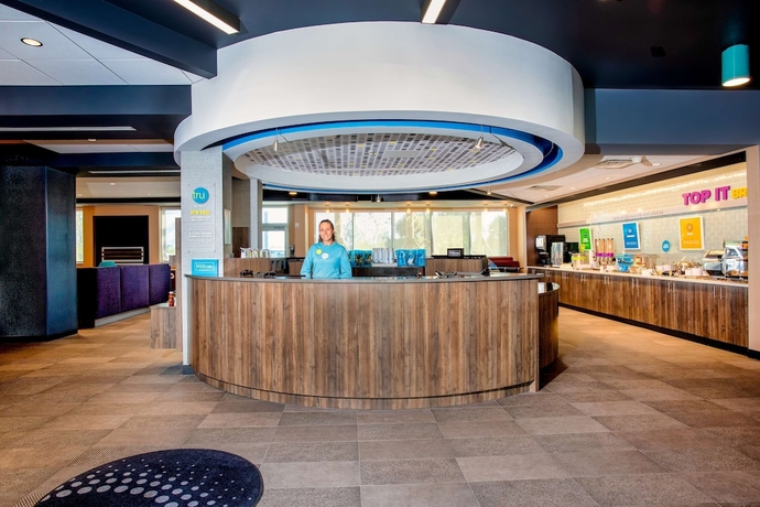 Imagen de los interiores del Hotel Tru by Hilton Port St. Lucie Tradition. Foto 16
