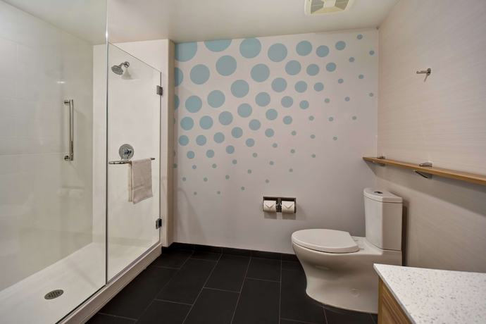 Imagen de la habitación del Hotel Tru by Hilton Salt Lake City Airport. Foto 10