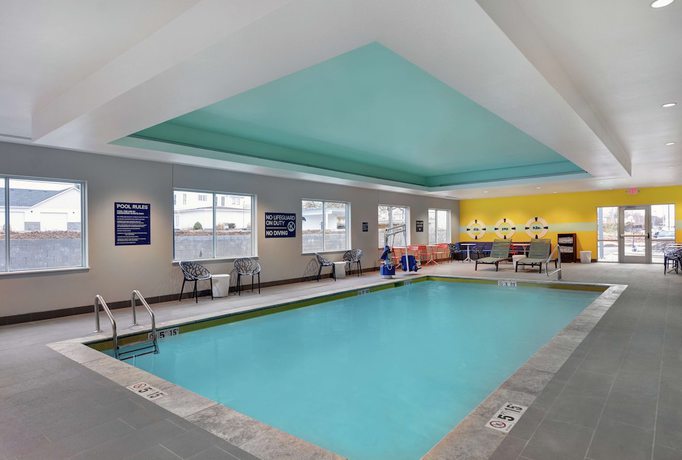 Imagen de la piscina del Hotel Tru by Hilton Springfield Downtown. Foto 19