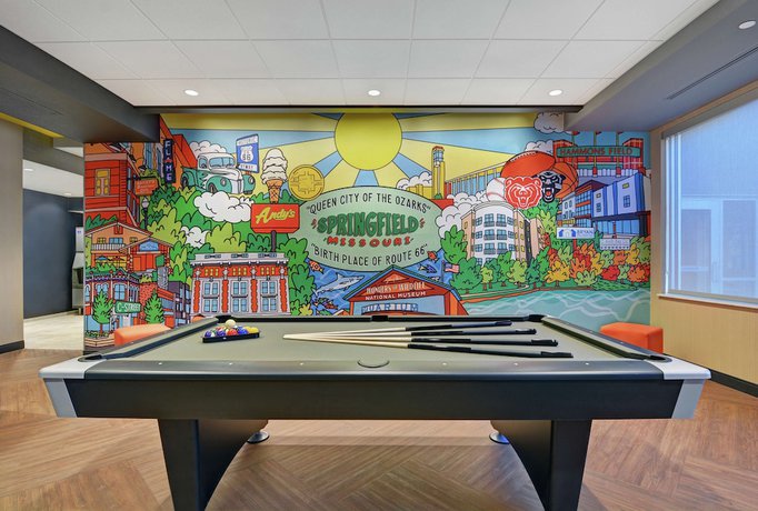 Imagen de los interiores del Hotel Tru by Hilton Springfield Downtown. Foto 14