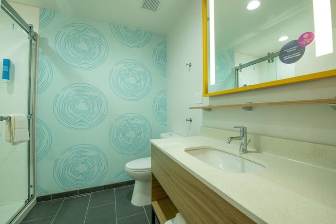 Imagen de la habitación del Hotel Tru by Hilton The Colony Dallas. Foto 14