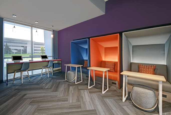Imagen de los interiores del Hotel Tru by Hilton Troy Detroit. Foto 14