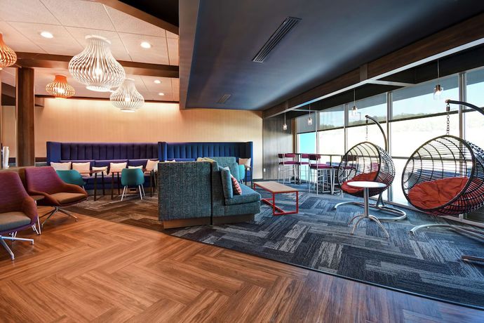 Imagen de los interiores del Hotel Tru by Hilton Wytheville. Foto 19