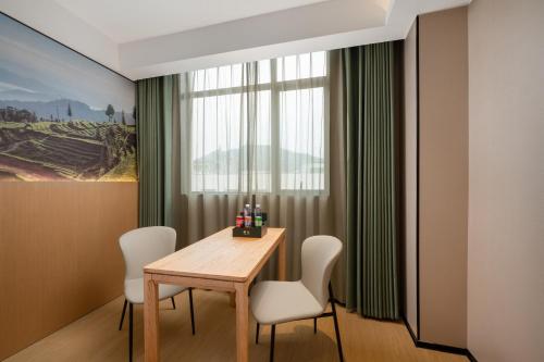 Imagen general del Hotel True Go - Shenzhen Futian Huaqiang North. Foto 7