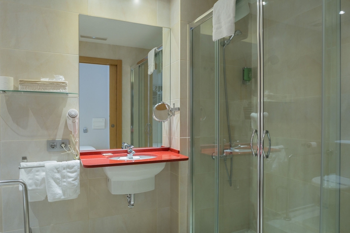 Imagen de la habitación del Hotel Trueba. Foto 12