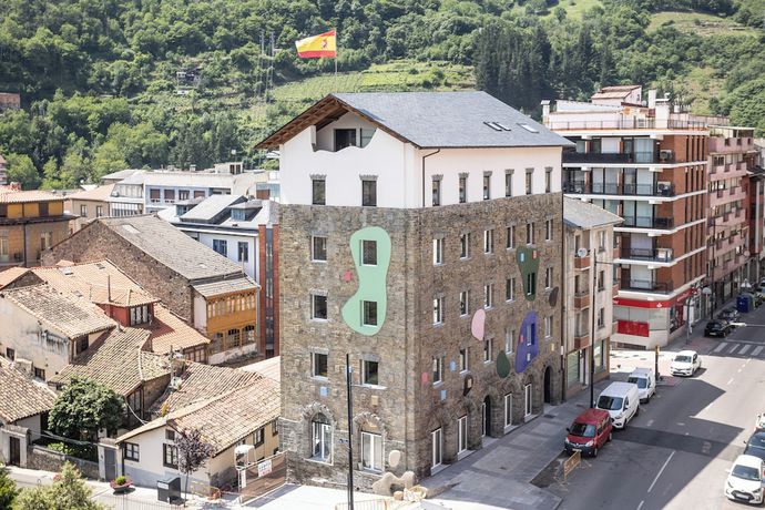 Imagen de los exteriores del Hotel Truita. Foto 15