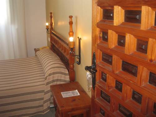 Imagen de la habitación del Hotel Trujillo, Jerez de la Frontera. Foto 11