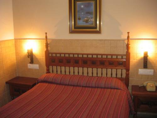 Imagen de la habitación del Hotel Trujillo, Jerez de la Frontera. Foto 14