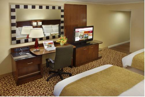 Imagen de la habitación del Hotel Trumbull Marriott Shelton. Foto 4