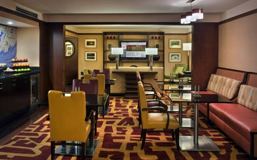 Imagen de la habitación del Hotel Trumbull Marriott Shelton. Foto 5