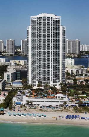 Imagen de los exteriores del Hotel Trump International Beach Resort Miami. Foto 9