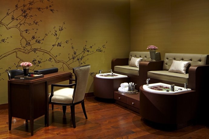 Imagen de la piscina del Hotel Trump International and Tower New York. Foto 14