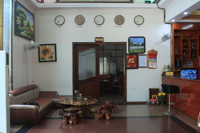 Imagen de los interiores del Hotel Trung Du. Foto 16