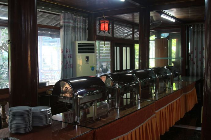 Imagen del bar/restaurante del Hotel Trung Du. Foto 2