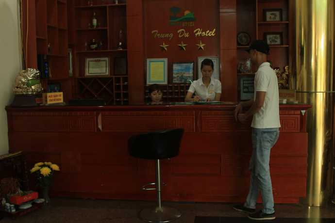 Imagen de los interiores del Hotel Trung Du. Foto 18