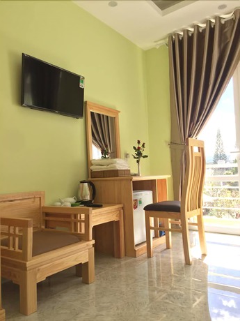 Imagen de la habitación del Hotel Trung Nhan. Foto 11